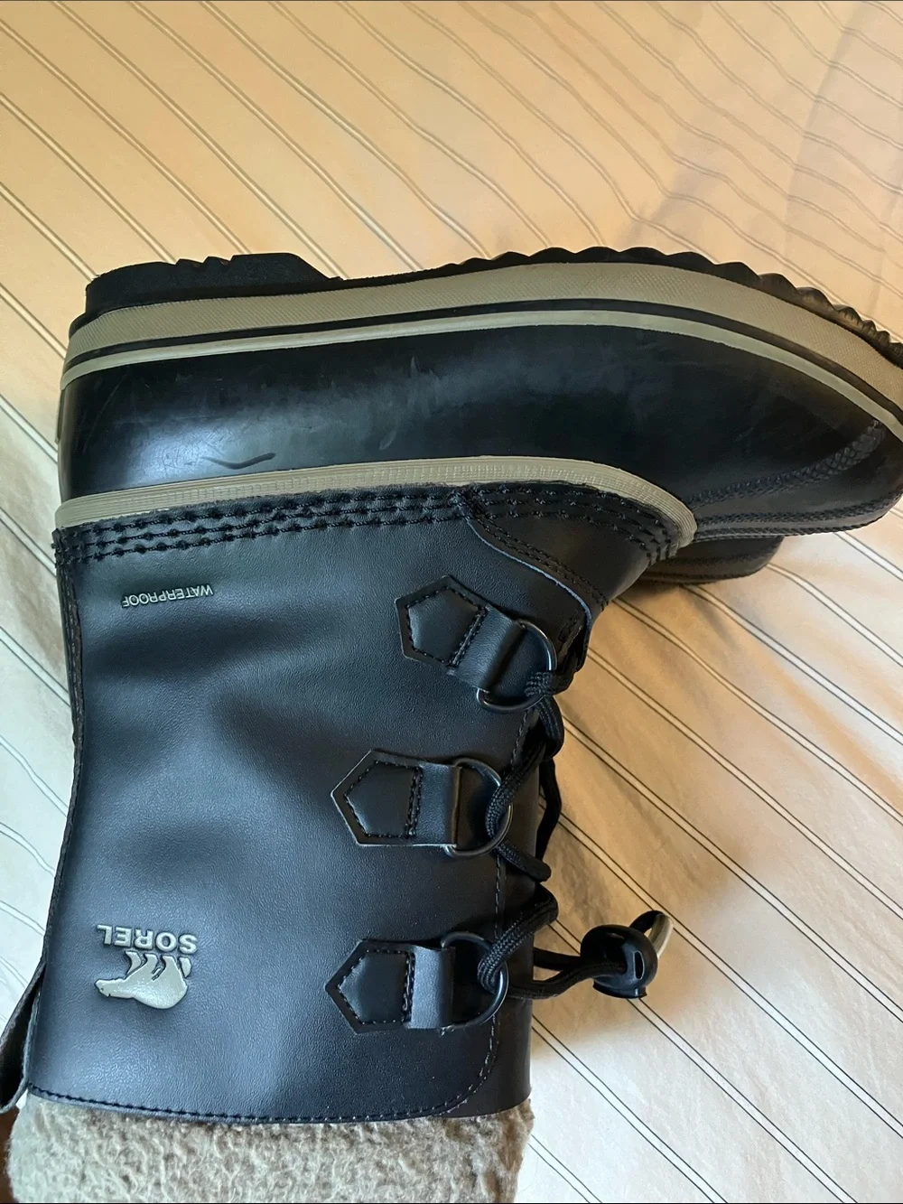 Sorel Kids Black and Gray Insulated Snow Boots